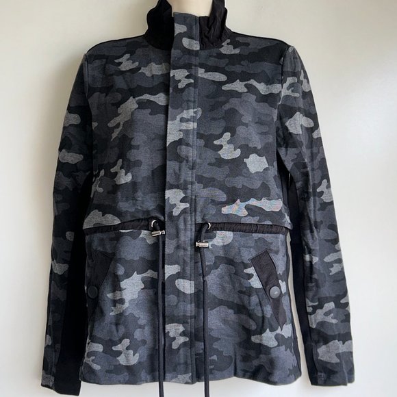 CAbi #3911 ATC Jacket Black Gray Camo Cinch Drawstring Waist Zip Military ~Small - Picture 5 of 14